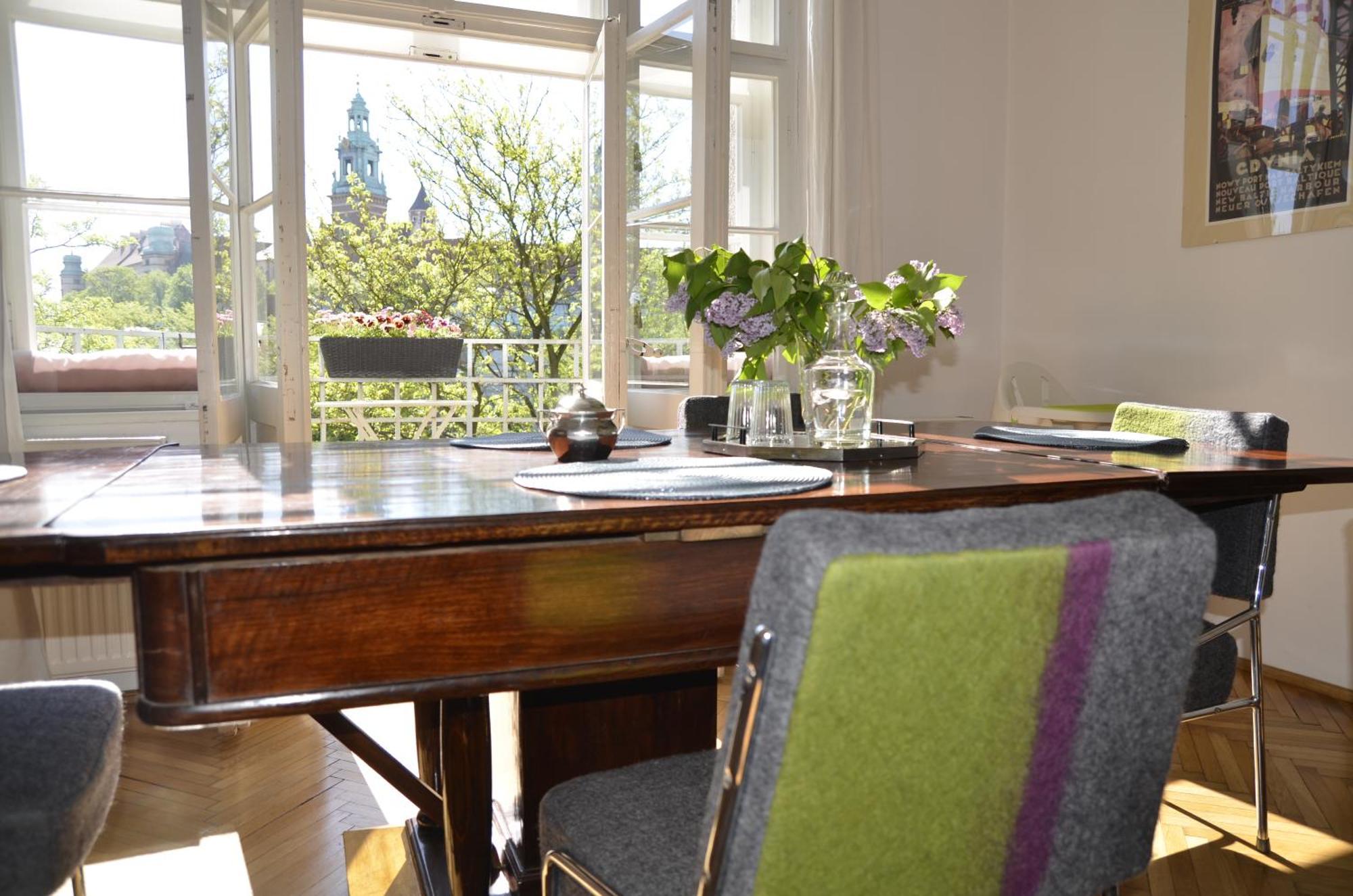 Castle View Boutique Apartment — Photos 2